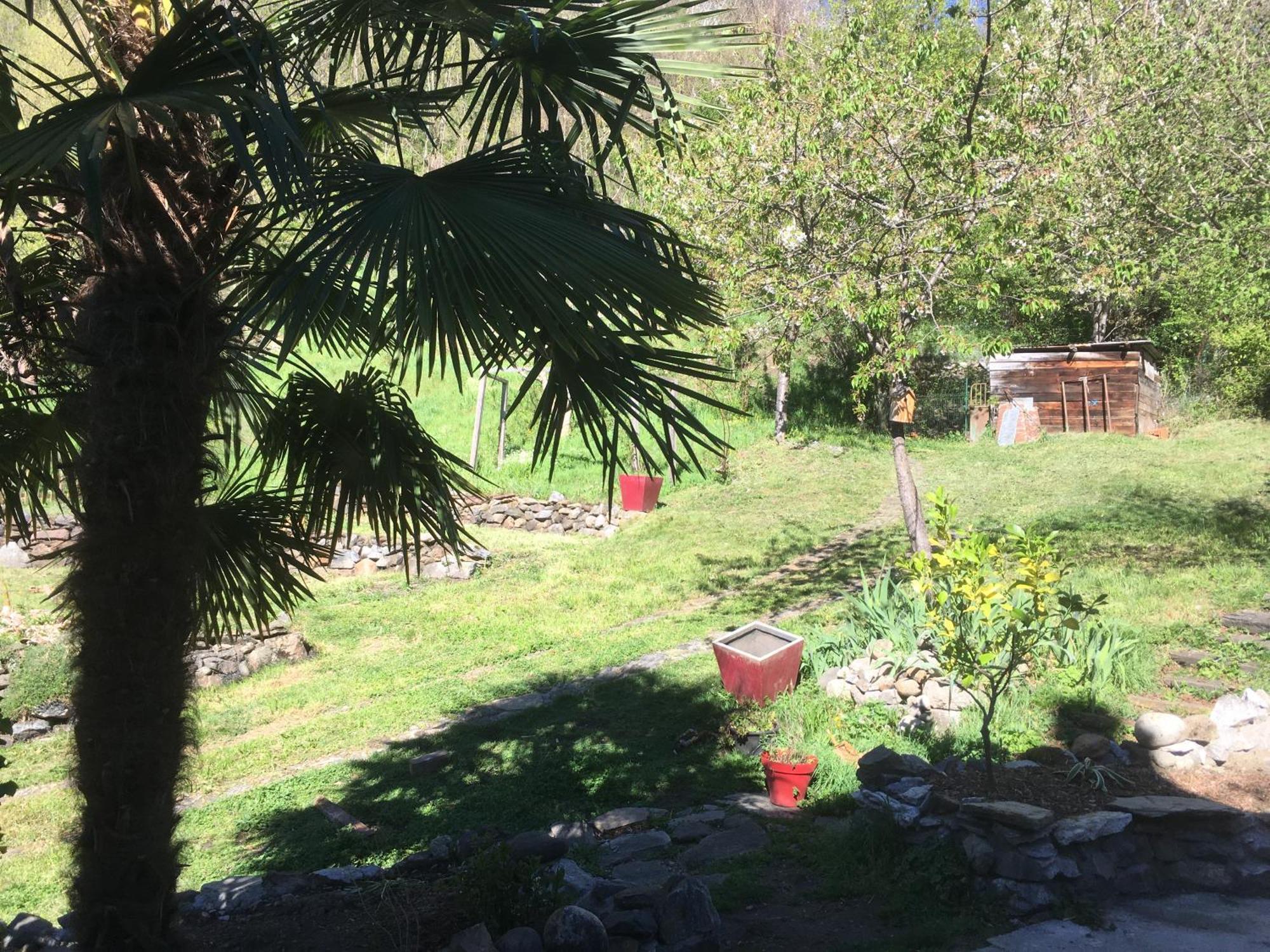 La Auarje: Appartement Avec Jardin & Terrasse Cierp Esterno foto