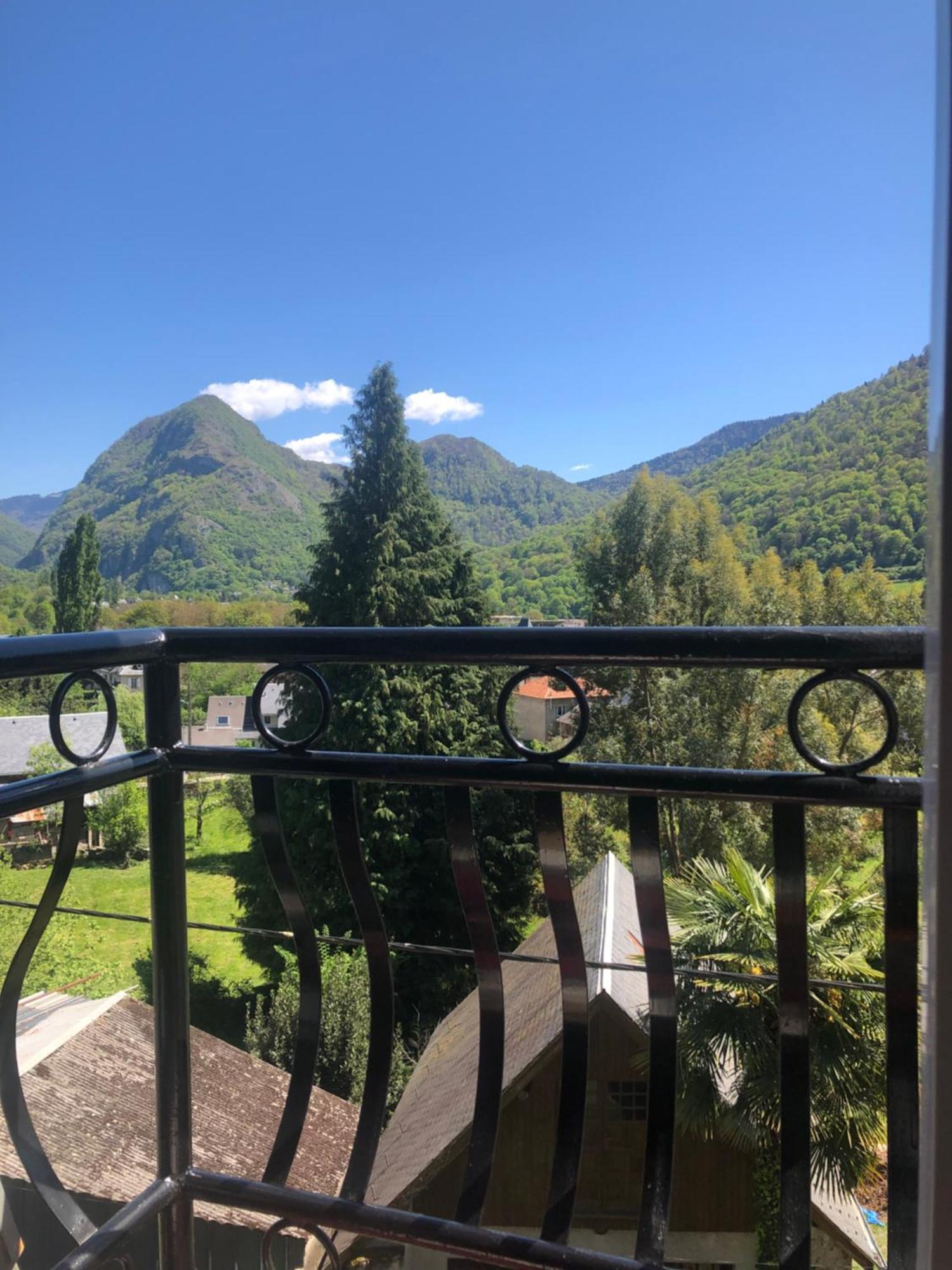 La Auarje: Appartement Avec Jardin & Terrasse Cierp Esterno foto